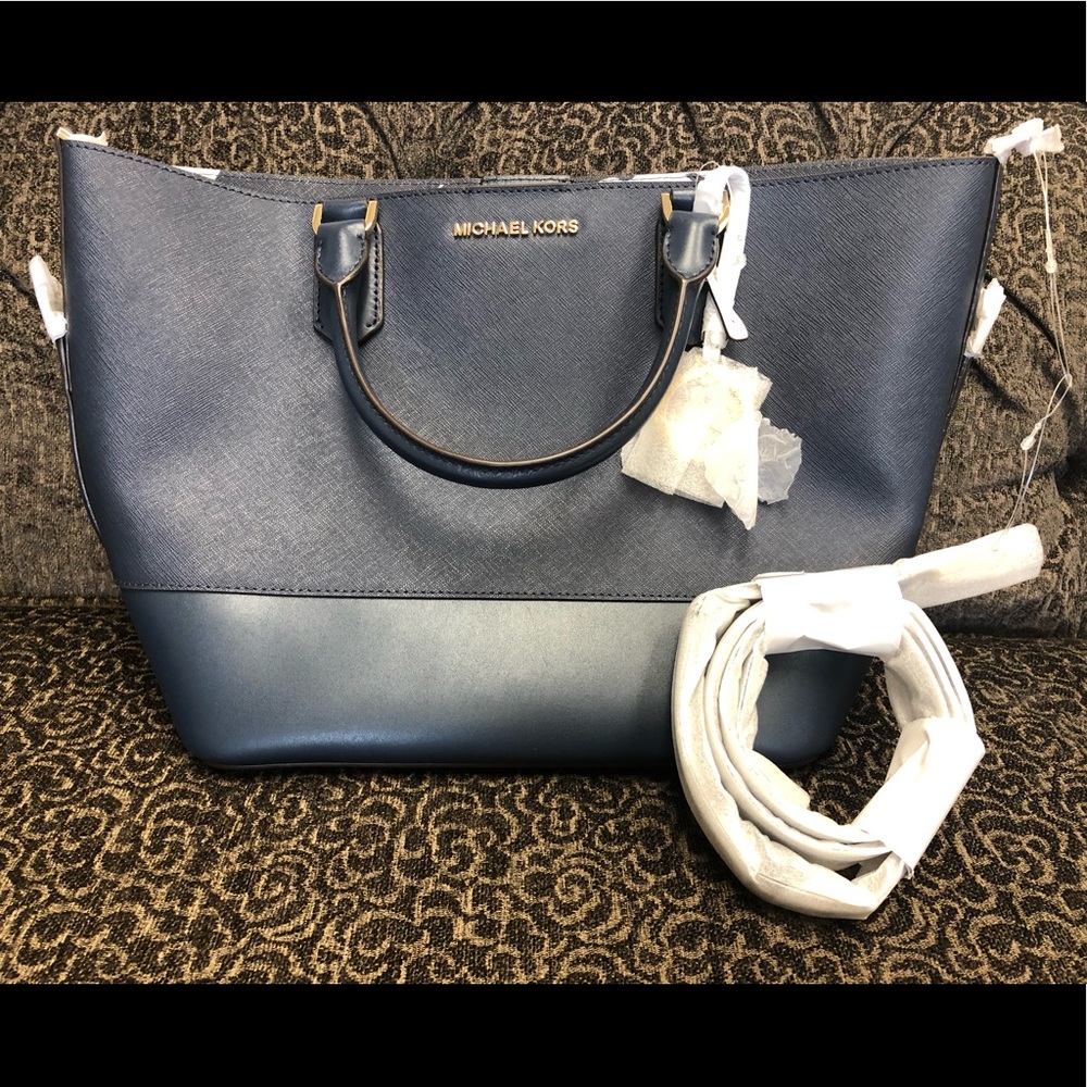 Michael Kors “TRISTA” Purse